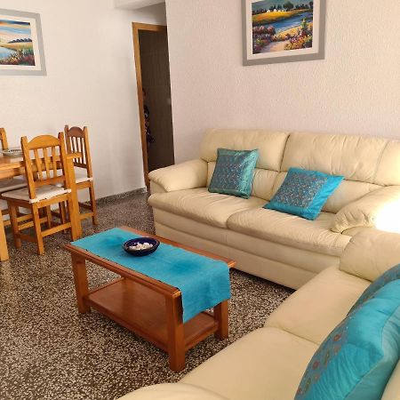 Apartamento En Pleno Centro De ネルハ エクステリア 写真