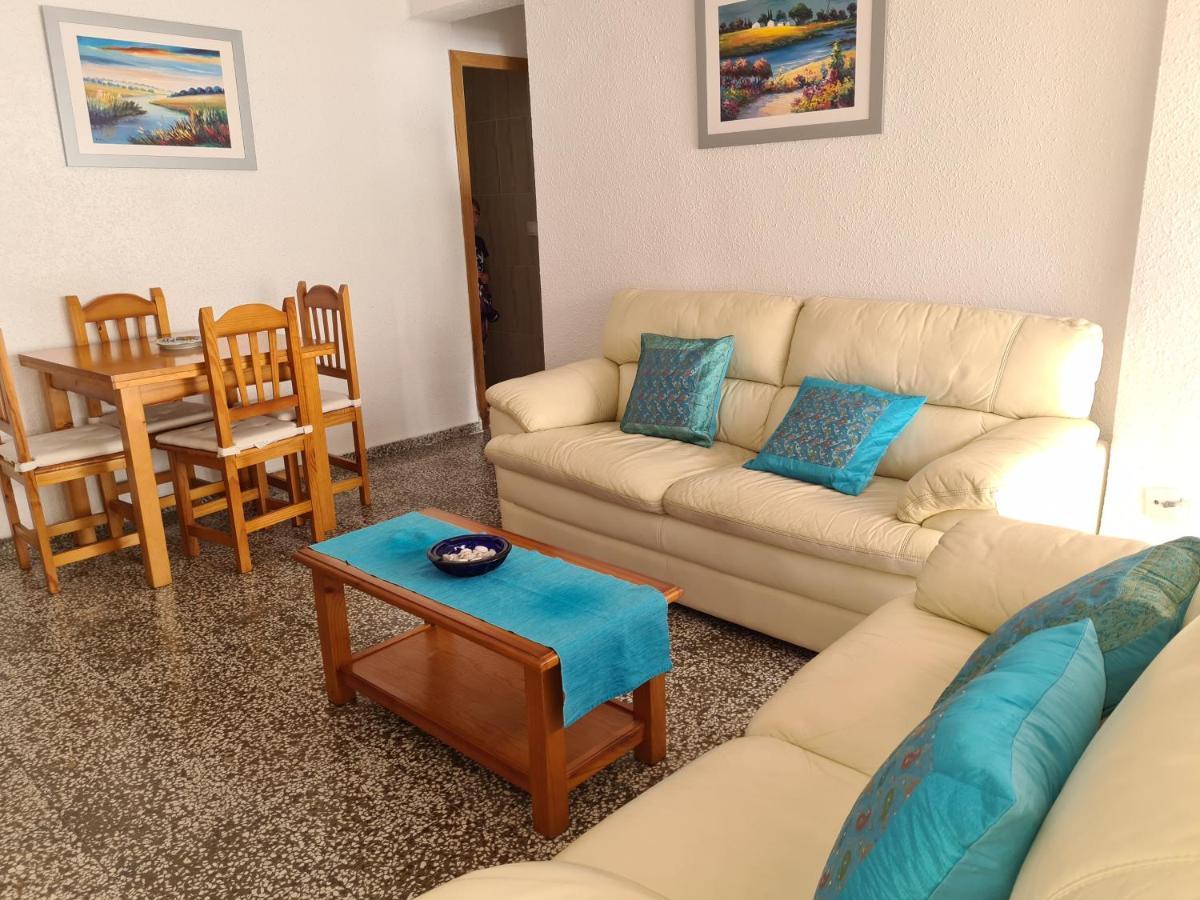 Apartamento En Pleno Centro De ネルハ エクステリア 写真