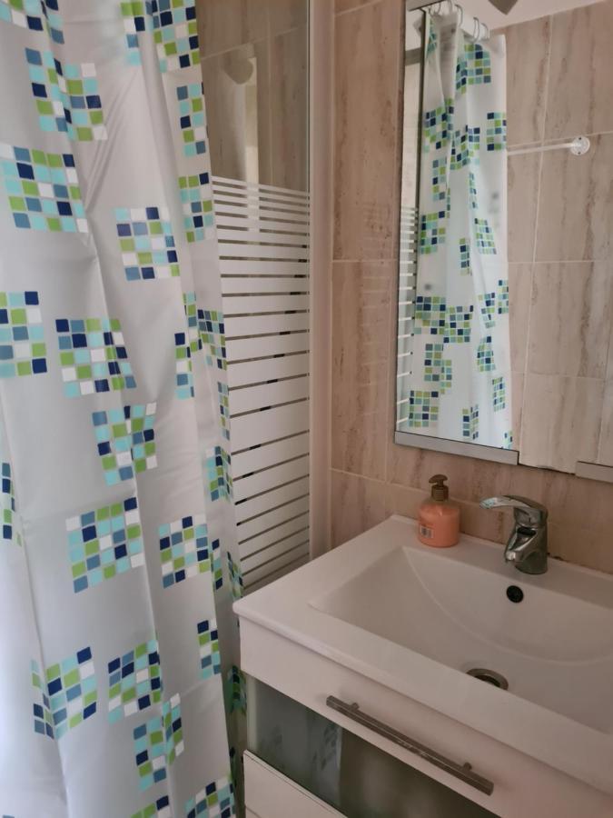 Apartamento En Pleno Centro De ネルハ エクステリア 写真
